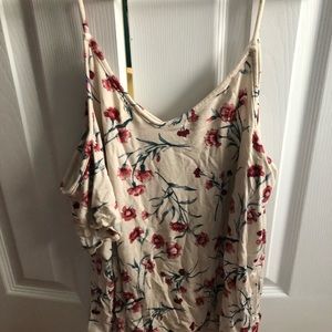 American Eagle Show Shoulder shirt